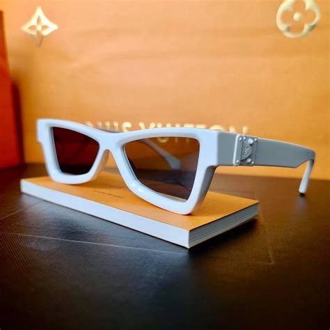 louis vuitton occhiali da sole skepticals|[WTC] Louis Vuitton Skeptical Sunglasses : r/DesignerReps .